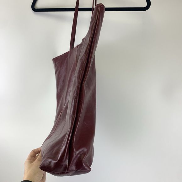 Latico Nora Tote Red Leather Shoulder Bag Double Strap Floral Lined Lightweight - Picture 3 of 16